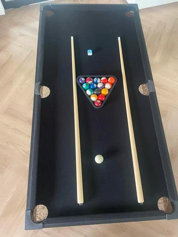 Dunlop Pooltafel - Zo goed als nieuw! beschikbaar voor biedingen