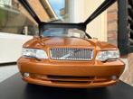 1:18 Volvo C70 Cabriolet Brons 1997 DNA Collectibles / JJTOP, Hobby en Vrije tijd, Modelauto's | 1:18, Overige merken, Auto, Nieuw