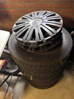 Winterbanden 215/65R16 met velg + wieldoppen, Auto-onderdelen, Banden en Velgen, Ophalen, 16 inch, Banden en Velgen, Winterbanden