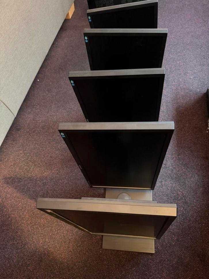 5x Samsung 24" Full HD Monitoren - S24E450 Serie HDMI Scherm, Computers en Software, Monitoren, Gebruikt, 60 Hz of minder, VGA