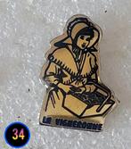 Pin La Vigneronne, Verzamelen, Speldjes, Pins en Buttons, Verzenden, Gebruikt, Overige onderwerpen