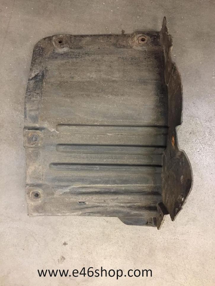 Wielkuip binnenspatbord rechts voor onder BMW E60 E61, Auto-onderdelen, Carrosserie en Plaatwerk, Bumper, BMW, Gebruikt, Ophalen of Verzenden