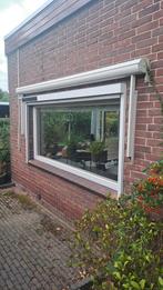 Uitval zonnescherm elektrisch met schakelaar., Tuin en Terras, Minder dan 150 cm, Ophalen, Gebruikt, Knikarmscherm