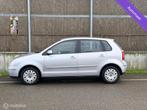 Volkswagen Polo 1.4-16V Athene AUTOMAAT/NAP/PDC/AIRCO, Auto's, Gebruikt, Bedrijf, 48 €/maand, Euro 4