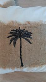 Decoratieve kussens met palmboom motief, Huis en Inrichting, Ophalen, Zo goed als nieuw, Wit, Vierkant