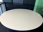 grote ronde tafel voor binnen en buiten, Ophalen, Gebruikt