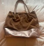 Butlers Suède Schoudertas, Ophalen of Verzenden, Zo goed als nieuw, Bruin, Schoudertasje