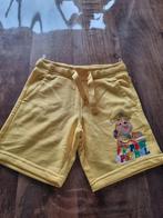 Nieuw geel jogging broekje paw patrol maat 104, Broek, C&A, Jongen of Meisje, Nieuw