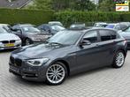 BMW 1-serie 116i Business+ Sport|Nieuwe Ketting + Klepseals|, Auto's, Gebruikt, Zwart, 4 cilinders, Origineel Nederlands