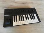 Native Instruments Komplete Kontrol A25, Muziek en Instrumenten, Midi-apparatuur, Ophalen of Verzenden, Zo goed als nieuw