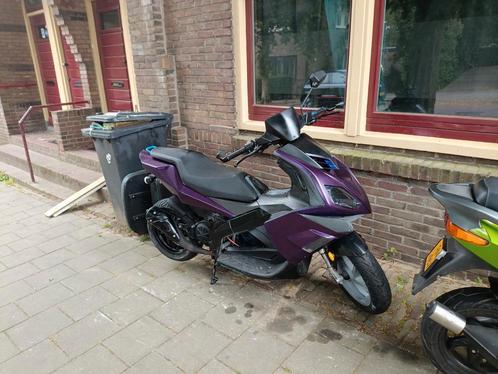 DERBI gp1.  ,70 cc.   Twilight Purple, Fietsen en Brommers, Brommers | Derbi, Ophalen