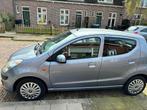 Nissan Pixo 1.0 50KW 5D 2010 Grijs met airco, Auto's, Nissan, Voorwielaandrijving, 200 kg, 4 stoelen, Origineel Nederlands