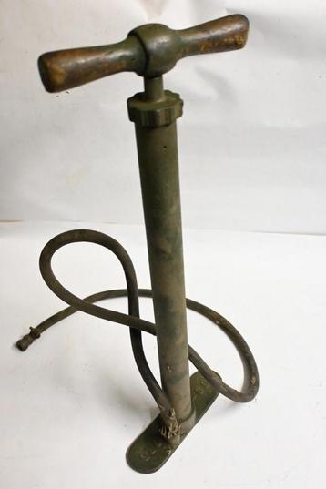 US army willy's mb jeep tyre pump banden pomp amerika wo2 beschikbaar voor biedingen