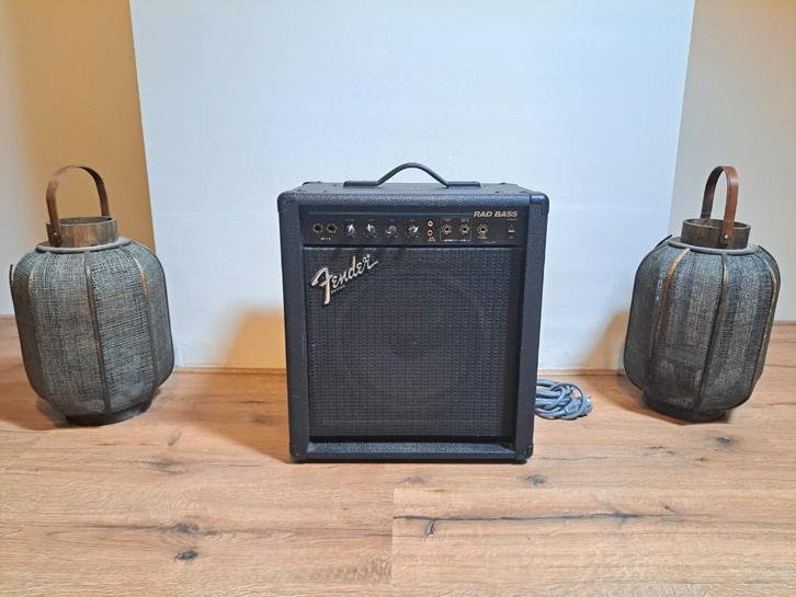Fender R.A.D. Bass combo – 25 W — compacte bassversterker, Muziek en Instrumenten, Versterkers | Bas en Gitaar, Gebruikt, Basgitaar