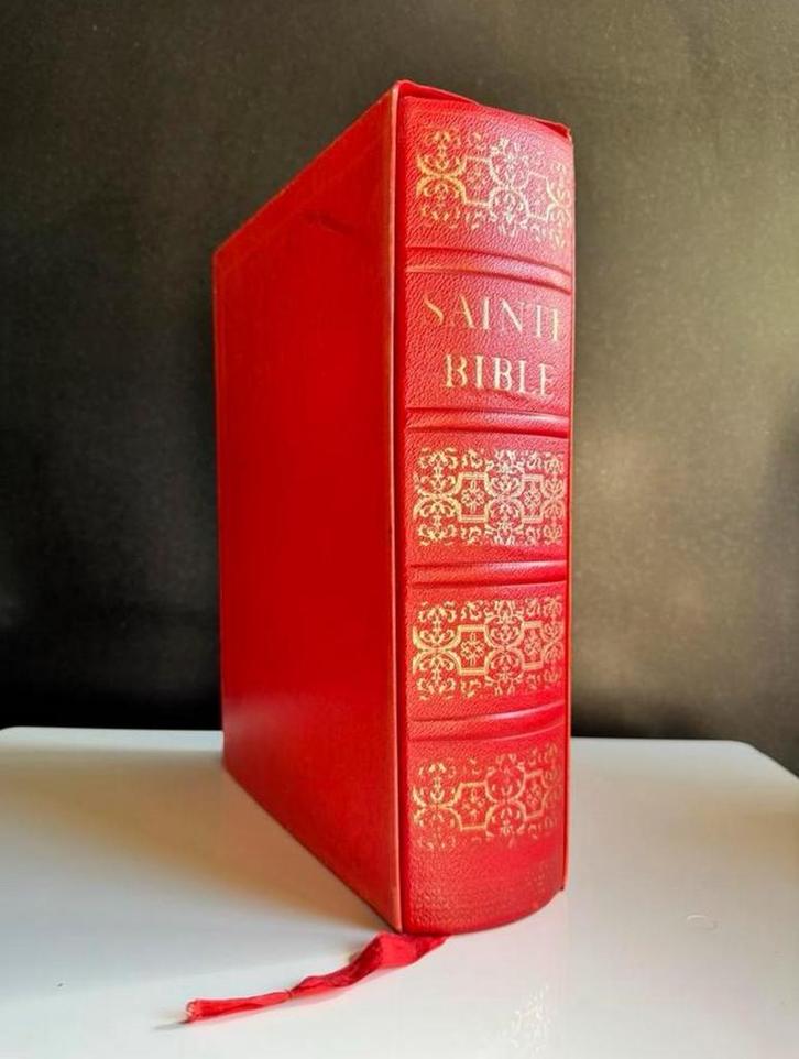 Grote Franstalige bijbel 1961, Boeken, Godsdienst en Theologie, Zo goed als nieuw, Ophalen