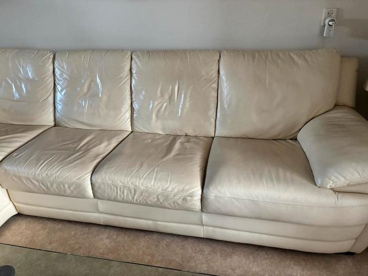 Crème kleurige zitbank met loungegedeelte, Huis en Inrichting, Banken | Bankstellen, Gebruikt, Hoekbank, Vierpersoons of meer