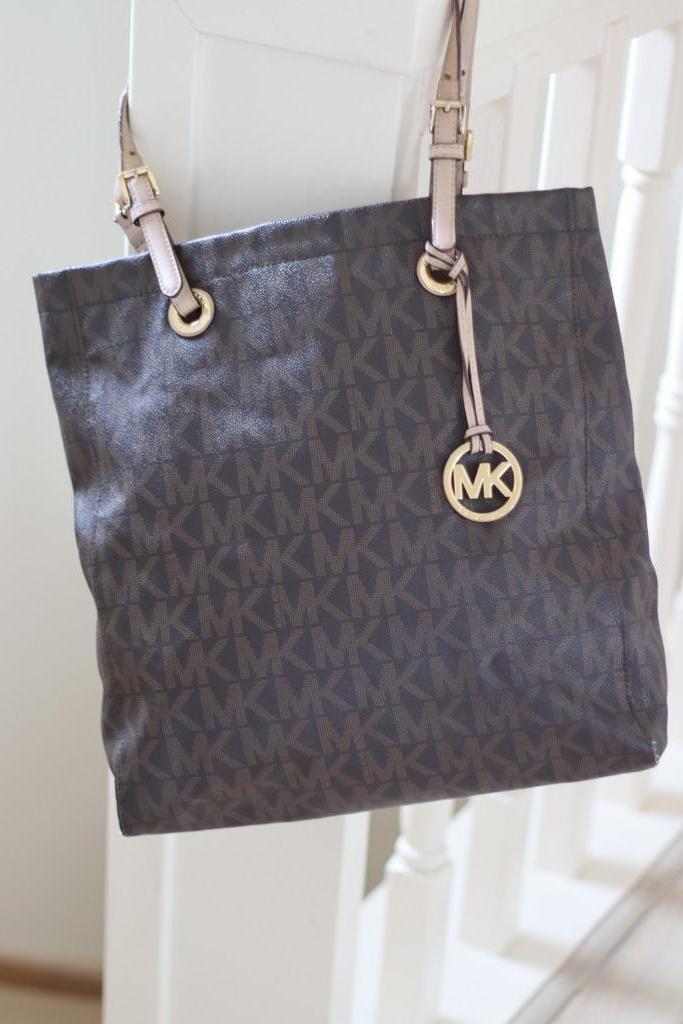 Michael Kors Signature Jet Set Tote tas/shopper, Sieraden, Tassen en Uiterlijk, Tassen | Damestassen, Gebruikt, Shopper, Bruin