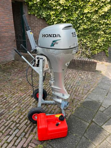 Honda 15pk 4takt langstaart knuppel INRUIL KOOPJE!! Weg=weg beschikbaar voor biedingen