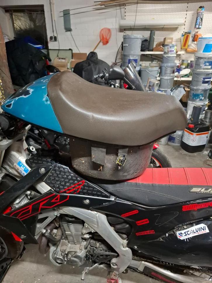 Piaggio mono zadel, Motoren, Tuning en Styling, Ophalen of Verzenden