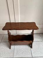 krantenbak van eiken hout, Huis en Inrichting, Woonaccessoires | Krantenbakken en Lectuurbakken, Ophalen of Verzenden, Zo goed als nieuw