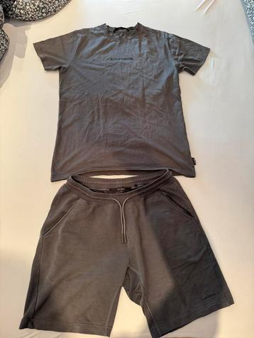 Airforce set gun metal L beschikbaar voor biedingen