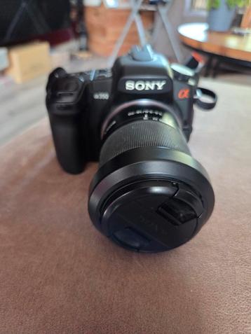 Sony Alpha 350 met 4 objectieven + accessoires beschikbaar voor biedingen