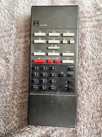 Philips V2000 AV5600 VCR afstandsbediening ,Aristona / Erres beschikbaar voor biedingen
