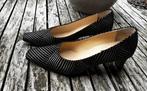 Peter Kaiser pumps 3,5(36) Zwart suede met goud patroontje, Peter Kaiser, Pumps, Zwart, Ophalen of Verzenden