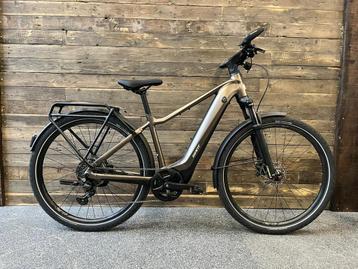 GIANT Explore E+ Pro M 28 inch 800wh accu  beschikbaar voor biedingen