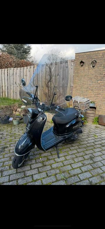 Agm new flash beschikbaar voor biedingen