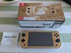Nintendo Switch Lite Hyrule (Zelda) Edition + 2 games, Ophalen of Verzenden, Zo goed als nieuw