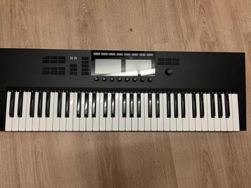 Komplete Kontrol S61 MK2 Keyboard