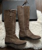 🌻Mooie bruine suede leren laarzen van Caroline Biss 41, Kleding | Dames, Schoenen, Hoge laarzen, Bruin, Verzenden, Gedragen