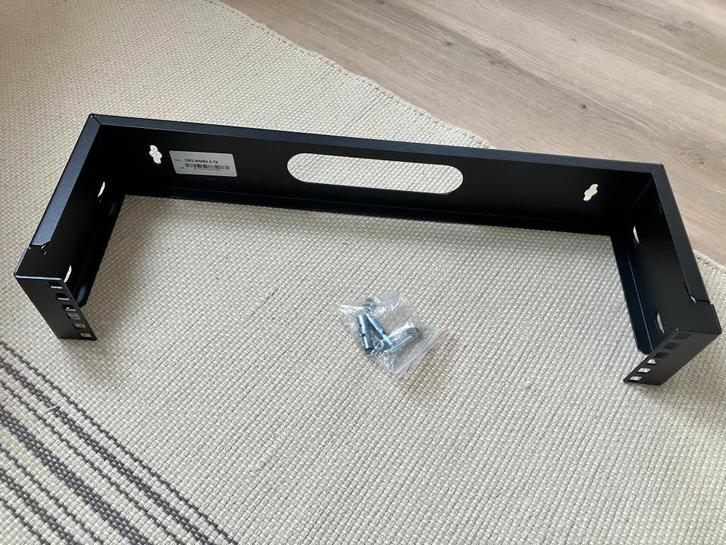 DSI Wall Mount Bracket - server rack, Computers en Software, Serverkasten, Nieuw, Ophalen