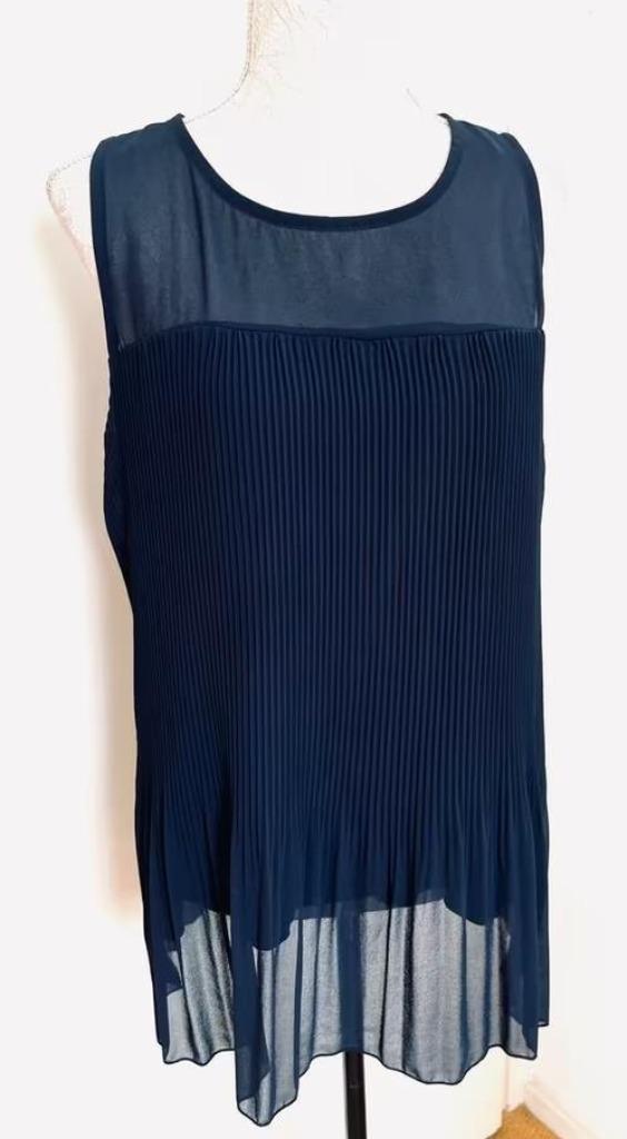 Paprika mouwloze plissé top maat 44 [vj], Kleding | Dames, Tops, Zo goed als nieuw, Maat 42/44 (L), Blauw, Zonder mouw, Ophalen of Verzenden