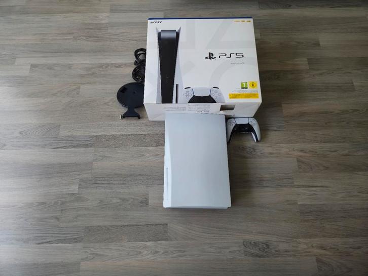 Zeernette Playstation 5 Disc Editie+Games+Extra's Lees Goed️, Spelcomputers en Games, Spelcomputers | Sony PlayStation 5, Zo goed als nieuw