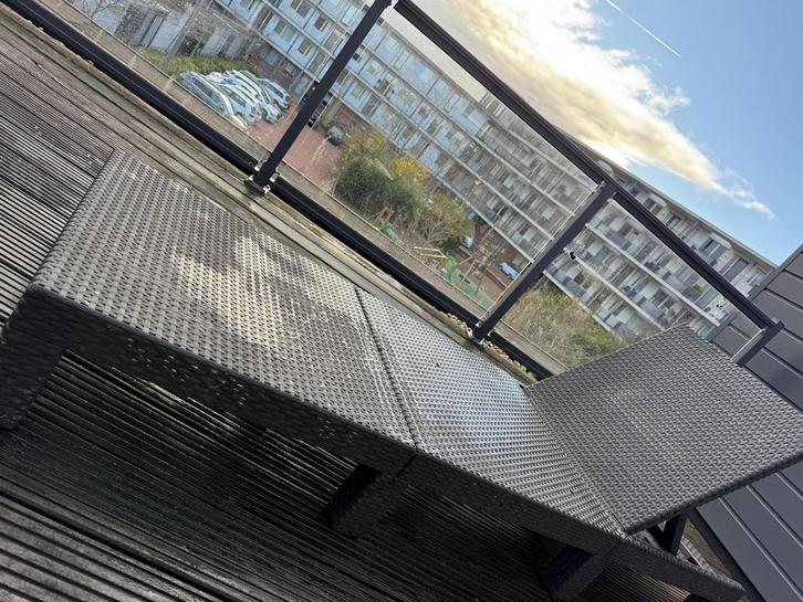 Grijze ligstoel - makkelijk uit elkaar te halen, Tuin en Terras, Ligbedden, Gebruikt, Kunststof, Verstelbaar, Ophalen