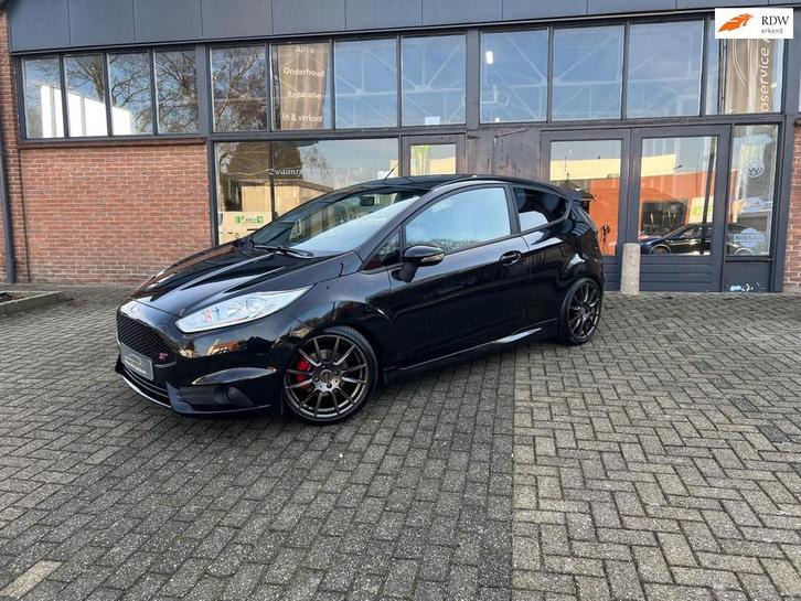 Ford Fiesta 1.6 ST2, Climate control, Sony audio, Half leer, Auto's, Ford, Bedrijf, Te koop, Fiësta, ABS, Achteruitrijcamera, Airbags
