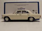 Mercedes 220 sedan Taxi beige Mcg 1:18 KRD, Hobby en Vrije tijd, Modelauto's | 1:18, Ophalen of Verzenden, Zo goed als nieuw, Auto