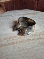 Messing asbak met strik, Antiek en Kunst, Antiek | Koper en Brons, Ophalen of Verzenden, Koper