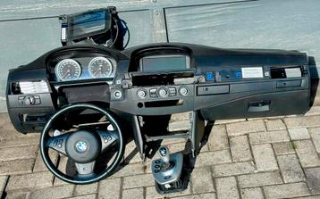 — BMW E60 M5 V10 DASHBOARD COMPLEET — (Head-Up) beschikbaar voor biedingen