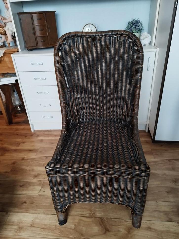 Riet/Rotan stoel, +/- 93 cm hoog x 53 cm diep x 50 cm breed, Huis en Inrichting, Stoelen, Gebruikt, Eén, Riet of Rotan, Bruin