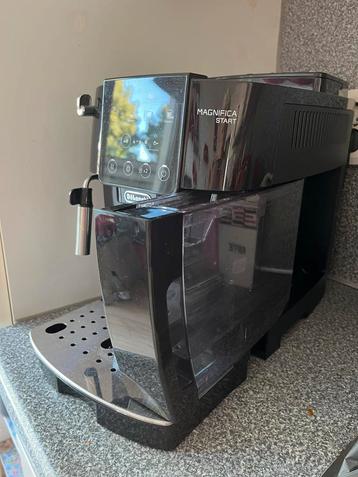 DeLonghi Magnifica Start Espressomachine beschikbaar voor biedingen