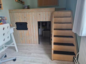 Steigerhouten hoogslaper beschikbaar voor biedingen