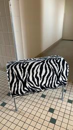 Zebra poef, Huis en Inrichting, Ophalen, Gebruikt, 50 tot 75 cm