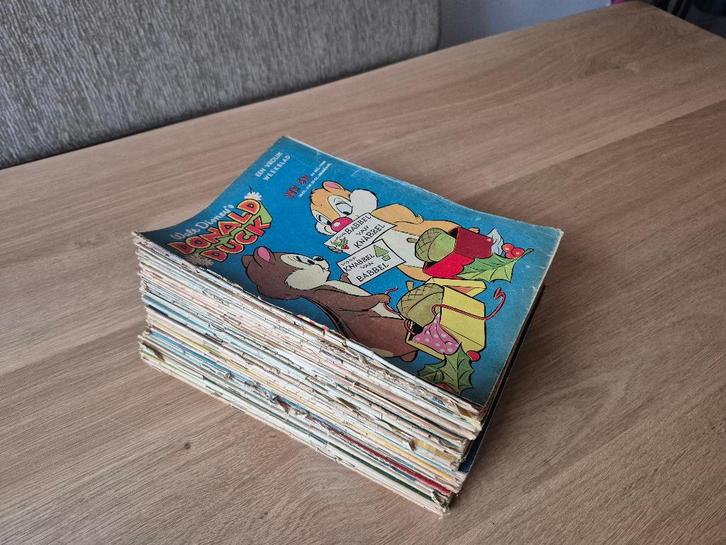 58 oude jaren '60 Donald Duck weekbladen, Boeken, Stripboeken, Gelezen, Meerdere stripboeken, Ophalen of Verzenden