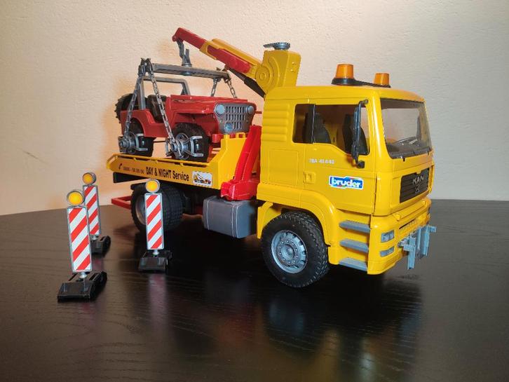 Bruder takelwagen 2750 + extra’s – Set, Kinderen en Baby's, Speelgoed | Speelgoedvoertuigen, Zo goed als nieuw, Ophalen of Verzenden