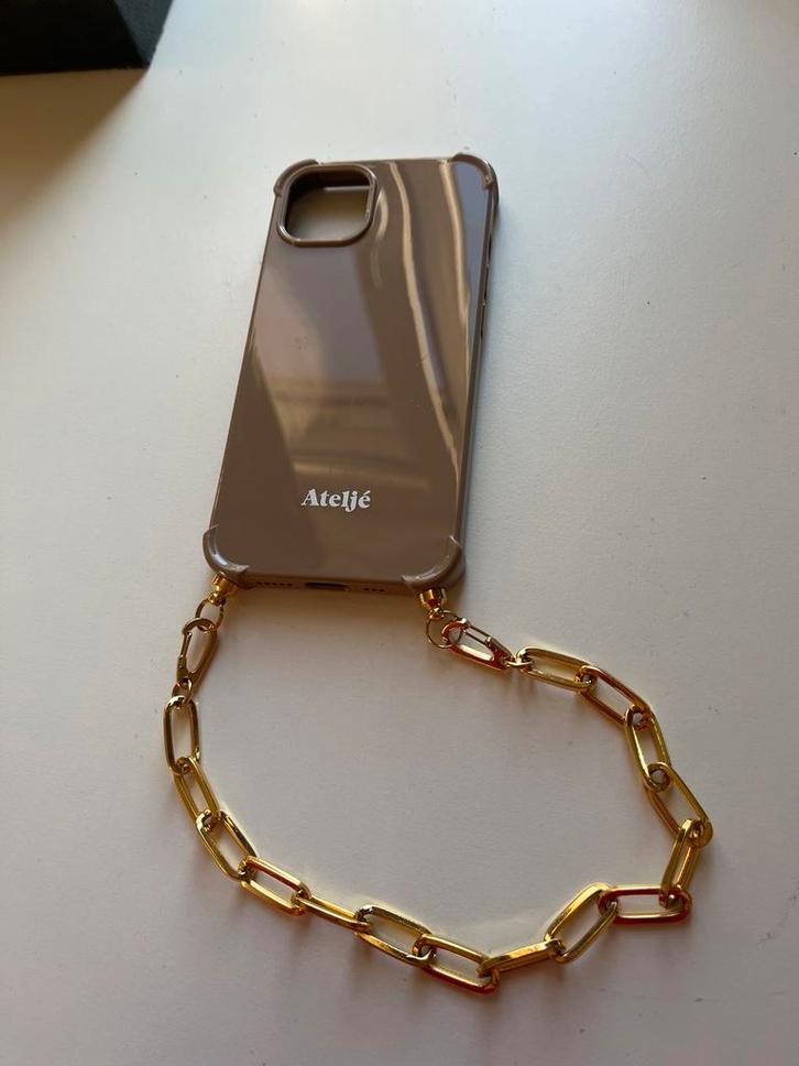 IPhone 13 Ateljé hoesje met ketting, Telecommunicatie, Mobiele telefoons | Hoesjes en Frontjes | Apple iPhone, Zo goed als nieuw