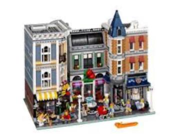 LEGO 10255 Assembly Square - GESEALED in doos beschikbaar voor biedingen