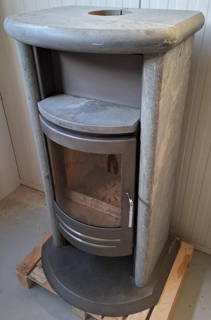 DIKKE!! SPEKSTEENKACHEL / HOUTKACHEL/ GKT/ 8KW, Ophalen, Gebruikt